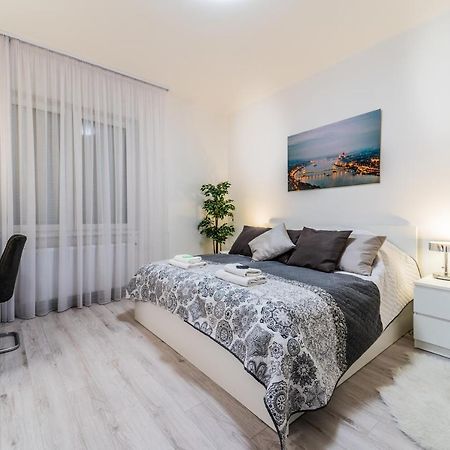 Abc Apartment Budapest Bagian luar foto
