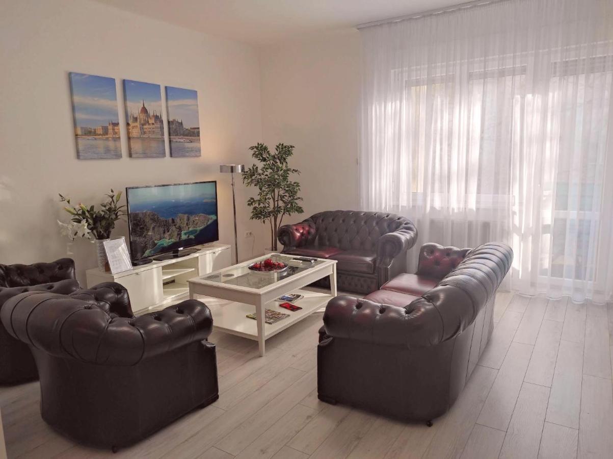Abc Apartment Budapest Bagian luar foto