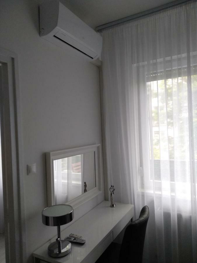 Abc Apartment Budapest Bagian luar foto